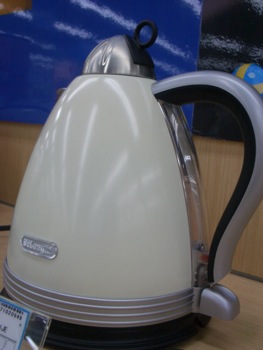 デロンギ電気ケトル